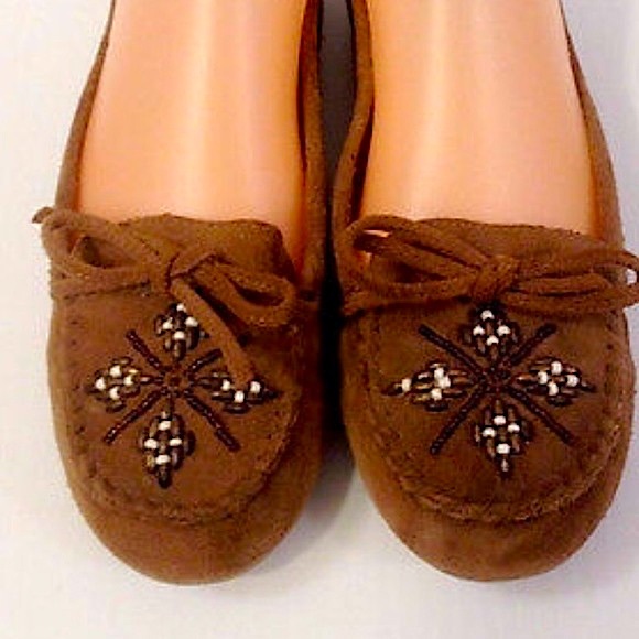 MINNETONKA BROWN SUEDE MOCCASIN - Picture 1 of 5